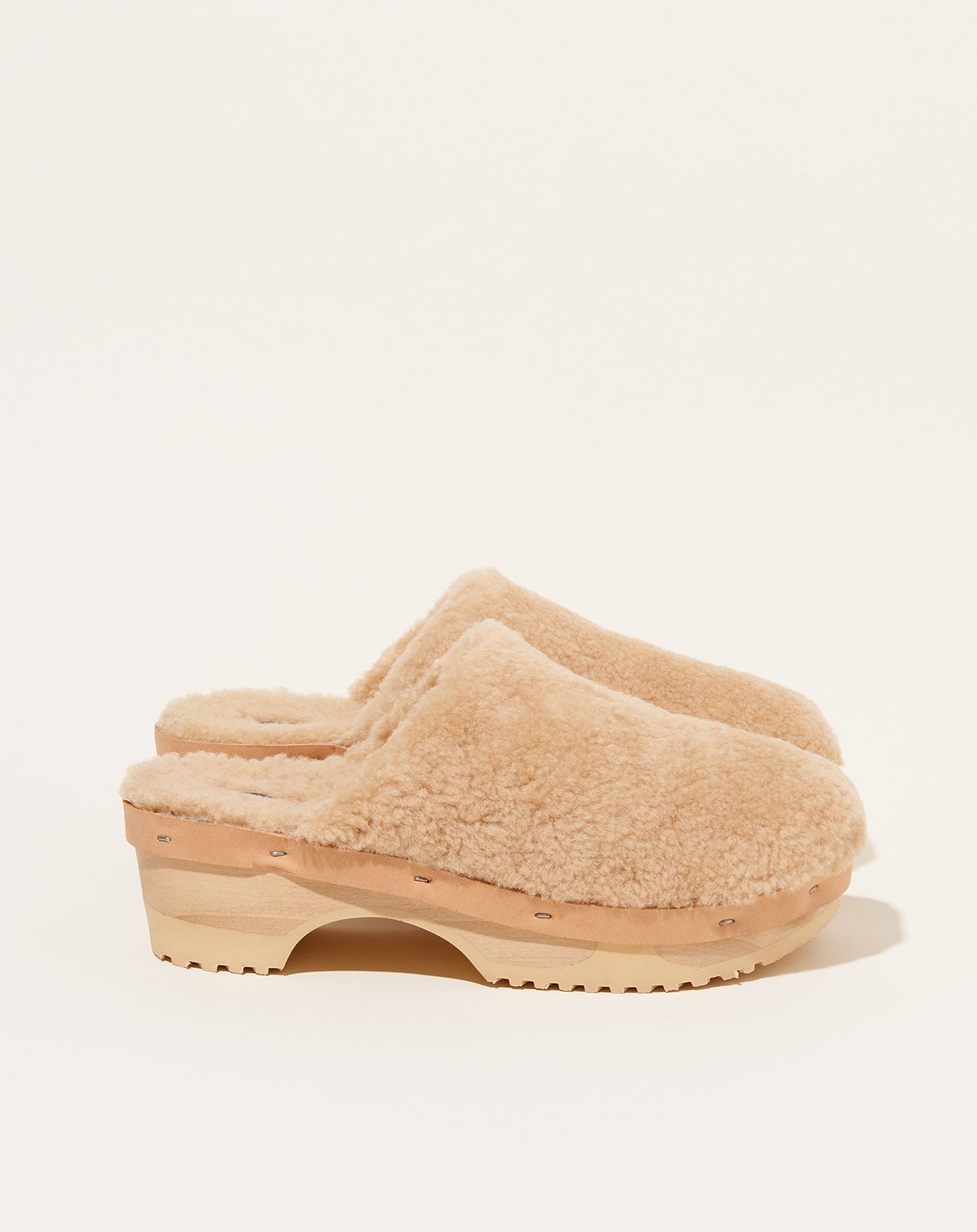 Rosa Mosa Panto Curly Lined Clog in Camel