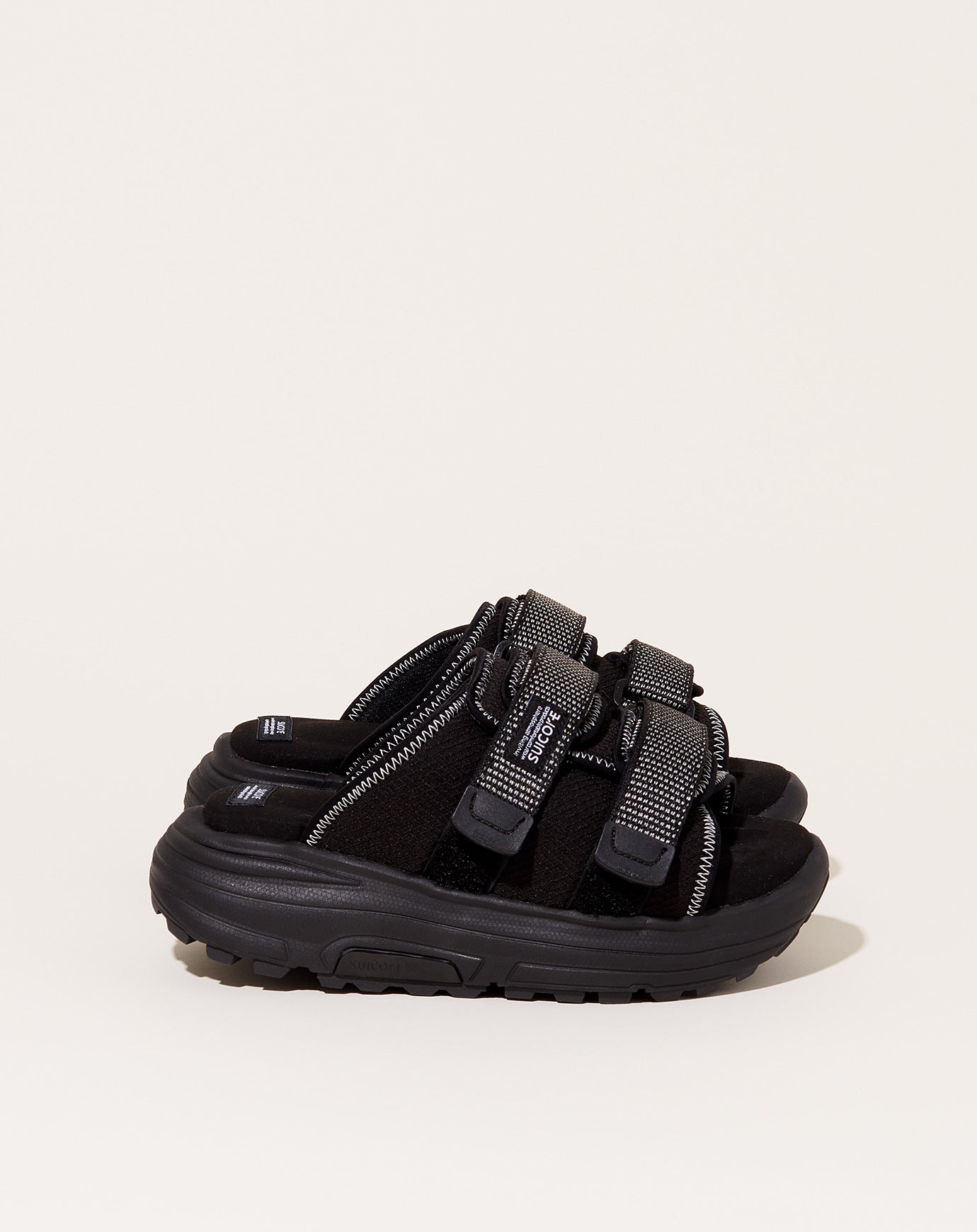 Suicoke Moto-Run2 in Black