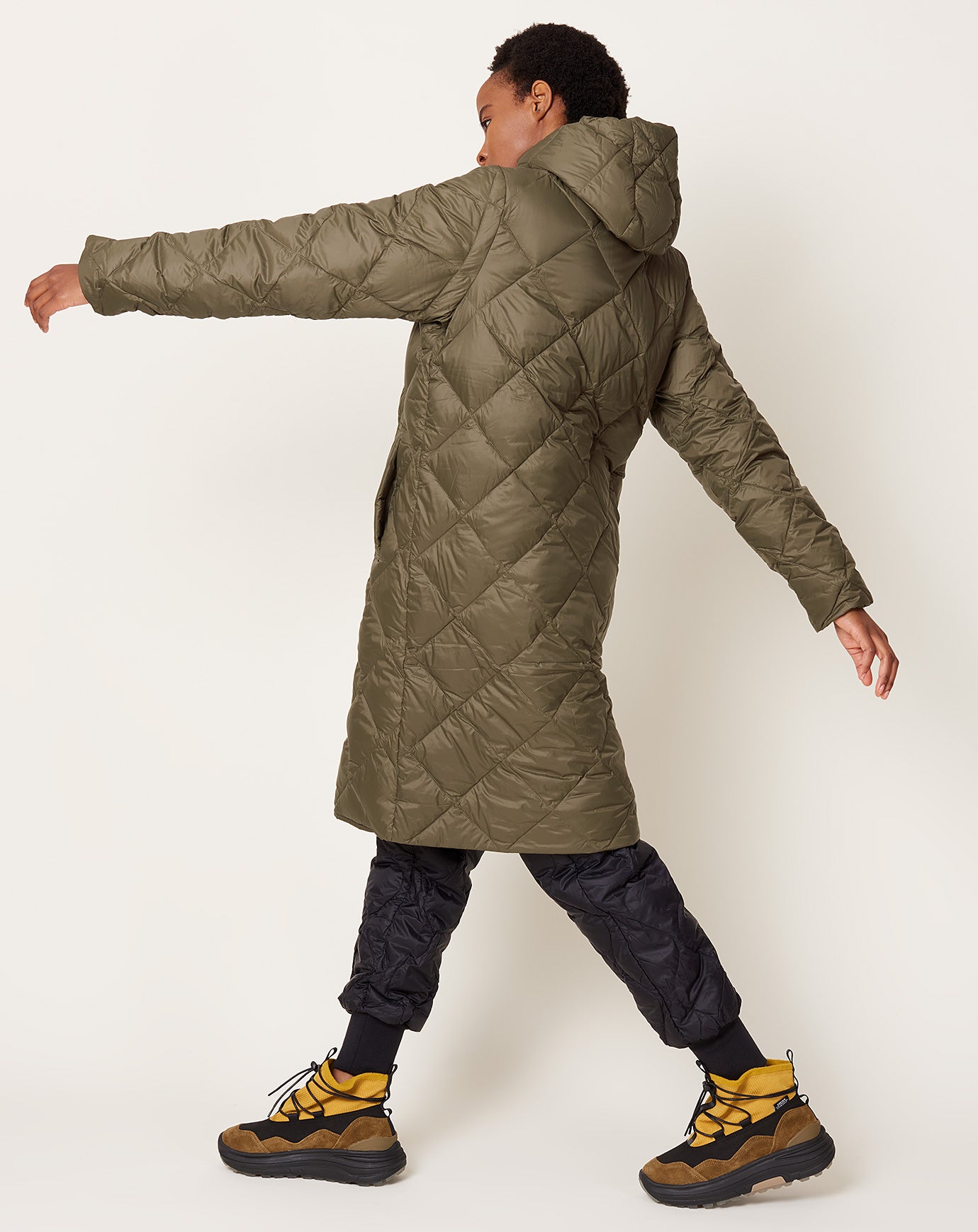 Taion Packable Hood Long Down Jacket in Olive