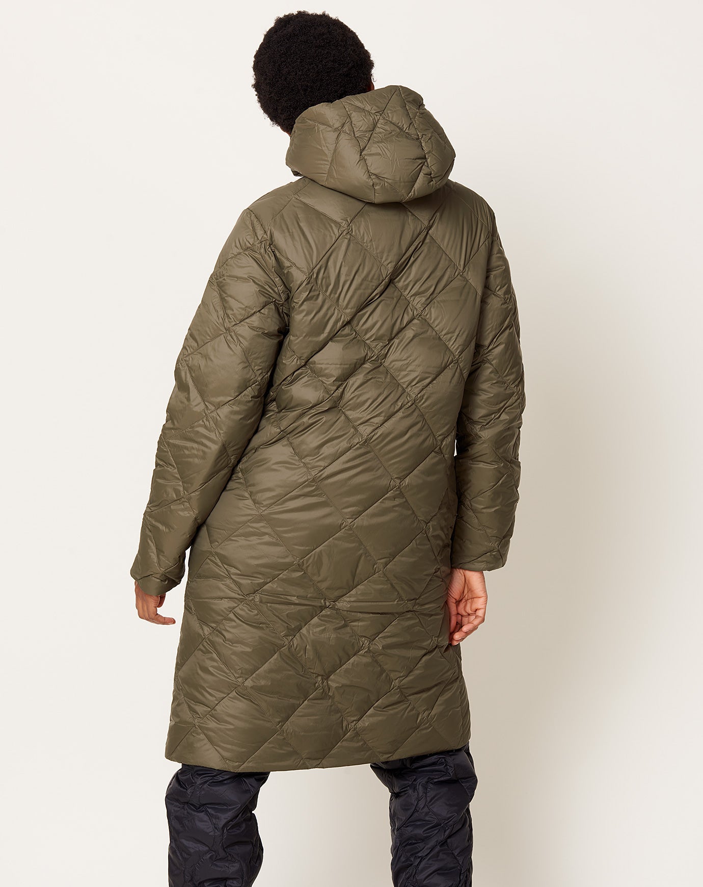 Taion Packable Hood Long Down Jacket in Olive