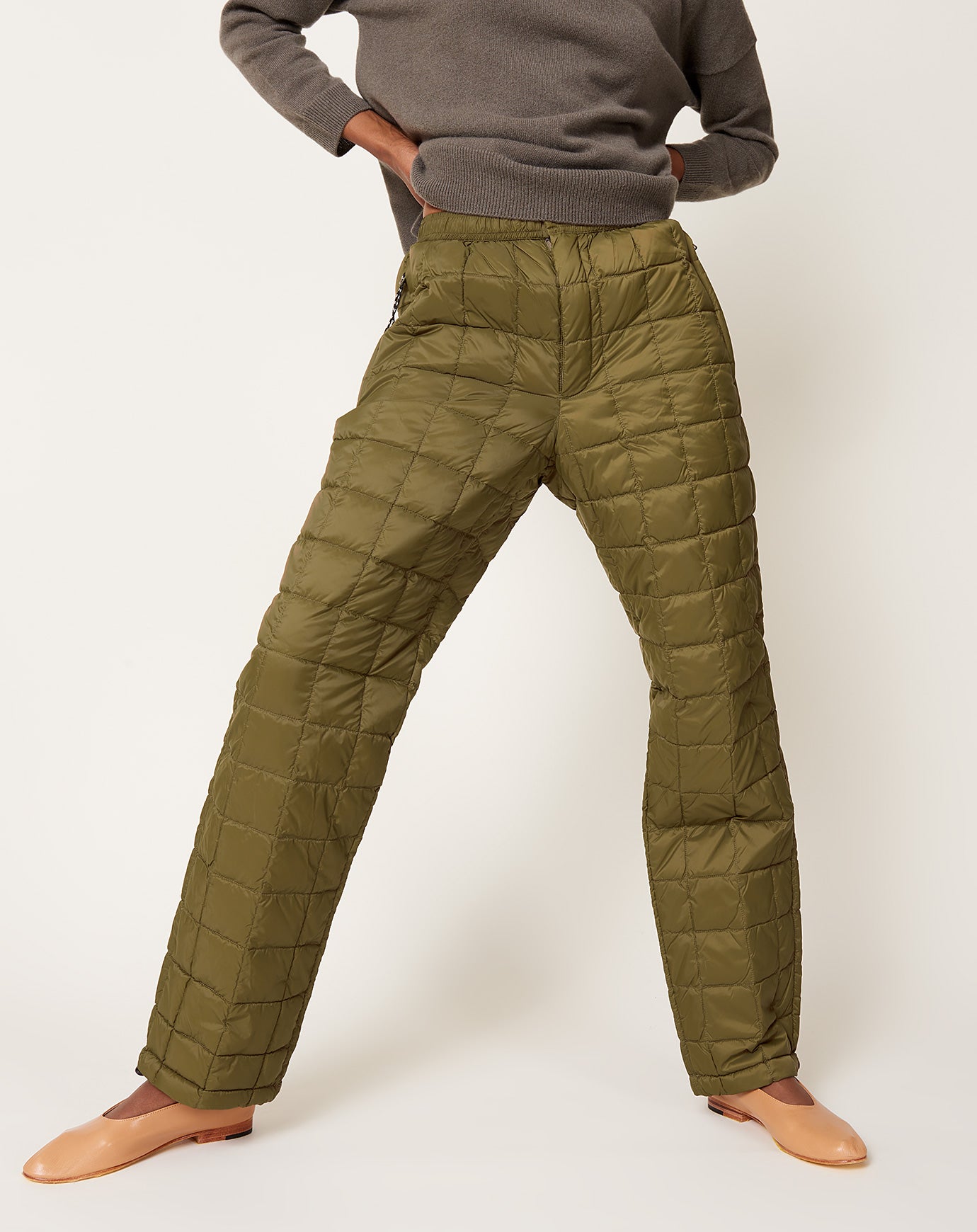 Taion Mountain Down Pants in Olive