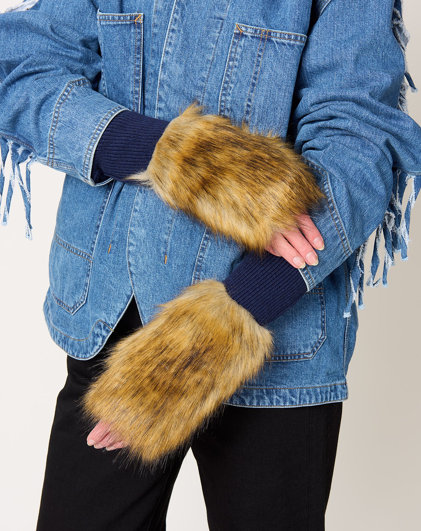 TOGA Archives Fur Gloves in Beige