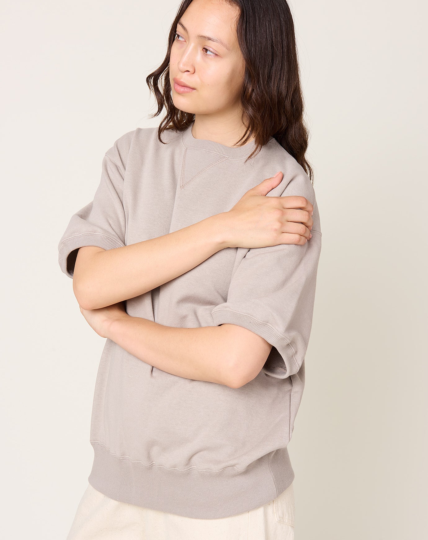 Yoko Sakamoto S/S Sweatshirt in Beige