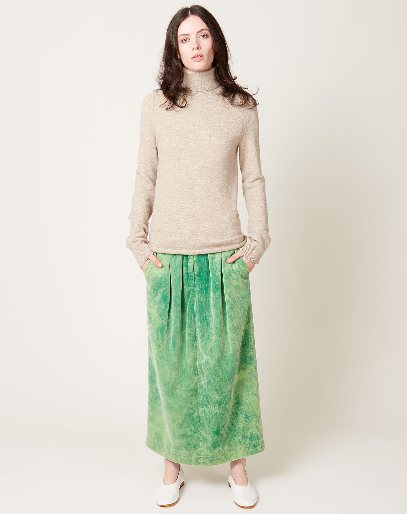 Anntian Long Velvet Skirt in Garment Dyed Green