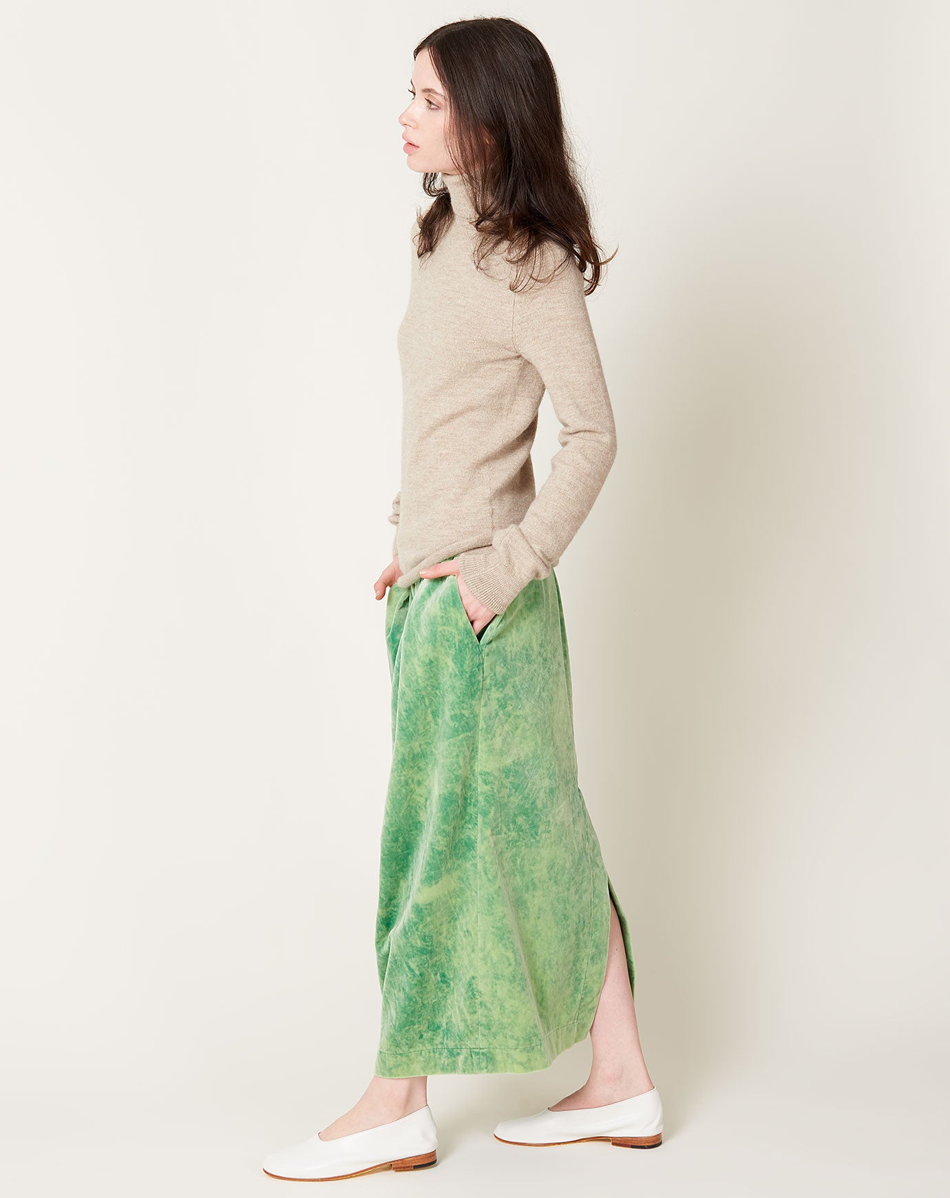 Anntian Long Velvet Skirt in Garment Dyed Green