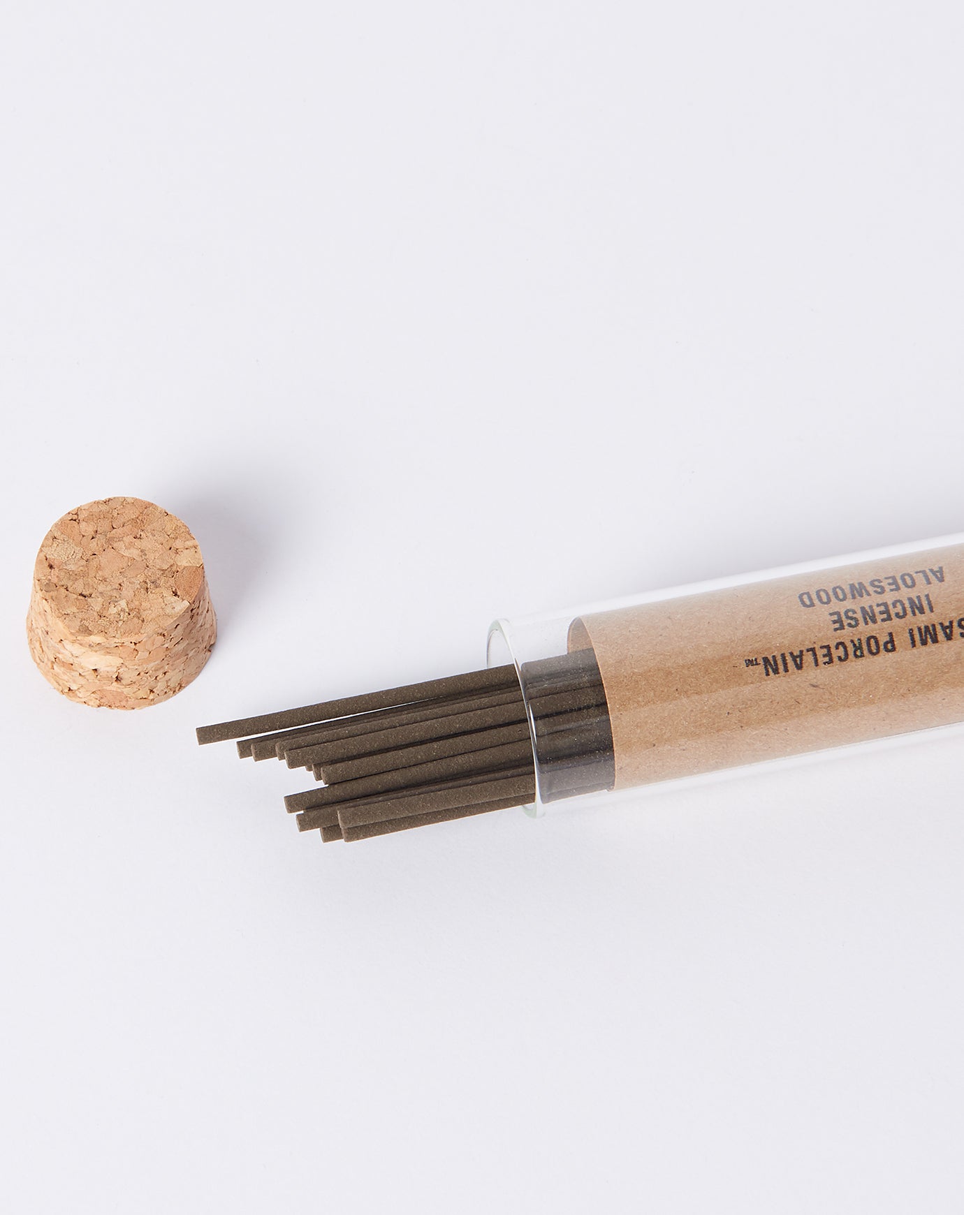 Hasami Porcelain Incense in Aloeswood