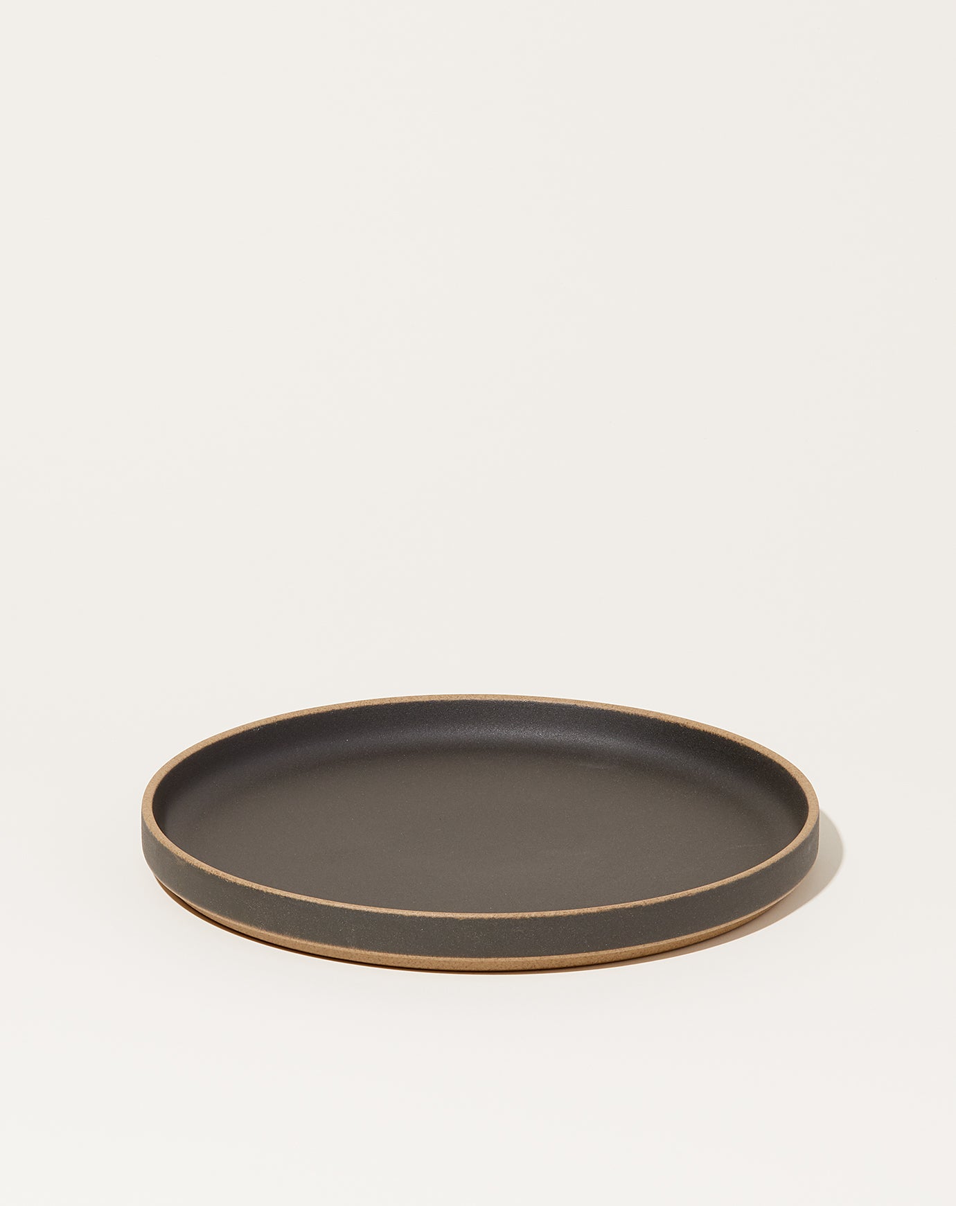 Hasami Porcelain 8 ⅝" Plate in Black