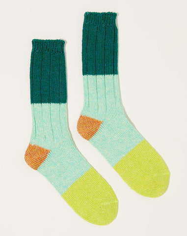 56 Yarns Linen Grandrelle Socks in Green