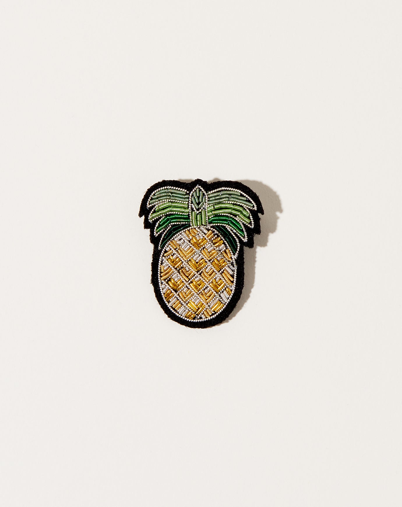 Macon Et Lesquoy Pineapple Pin