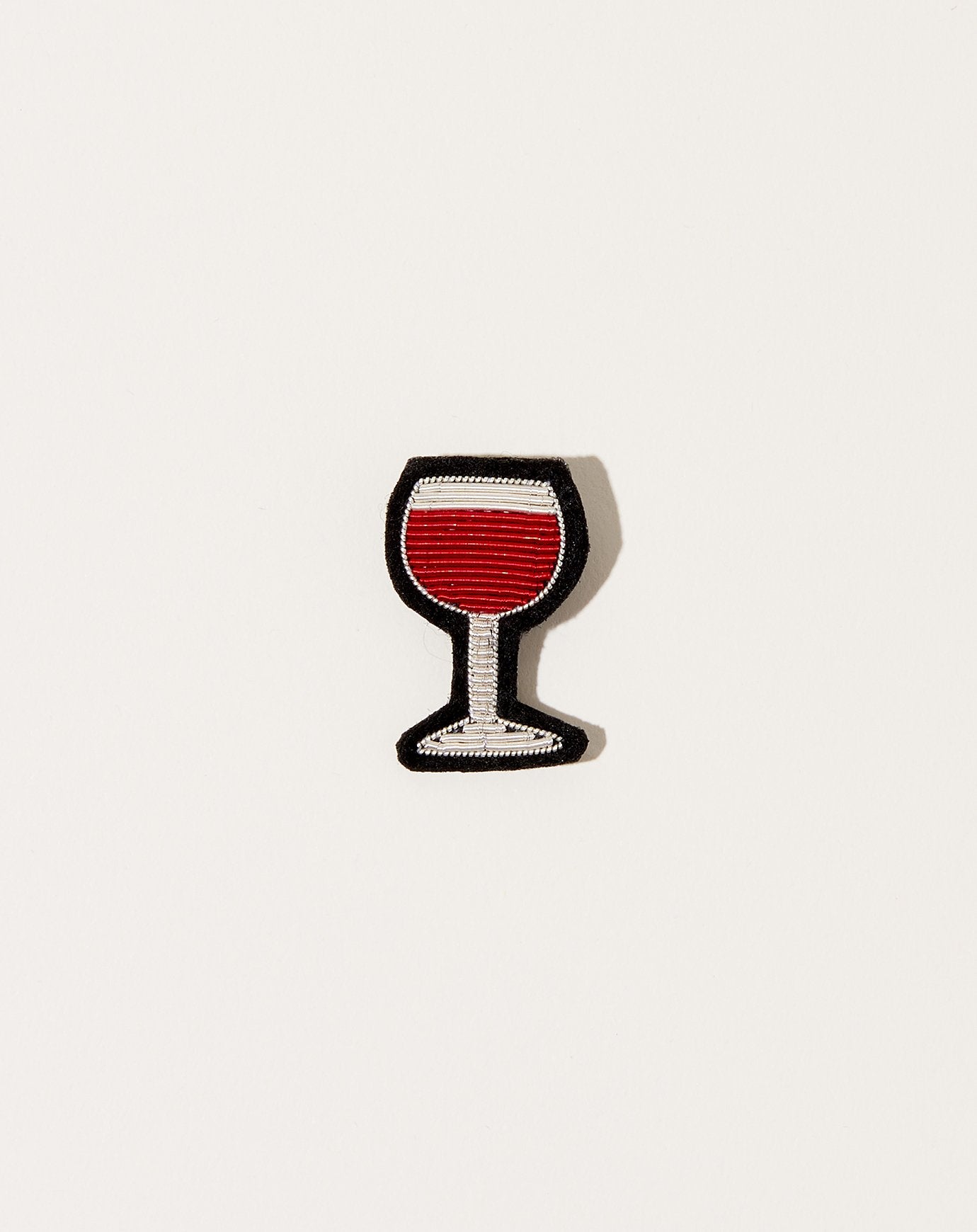 Macon Et Lesquoy Red Wine Pin