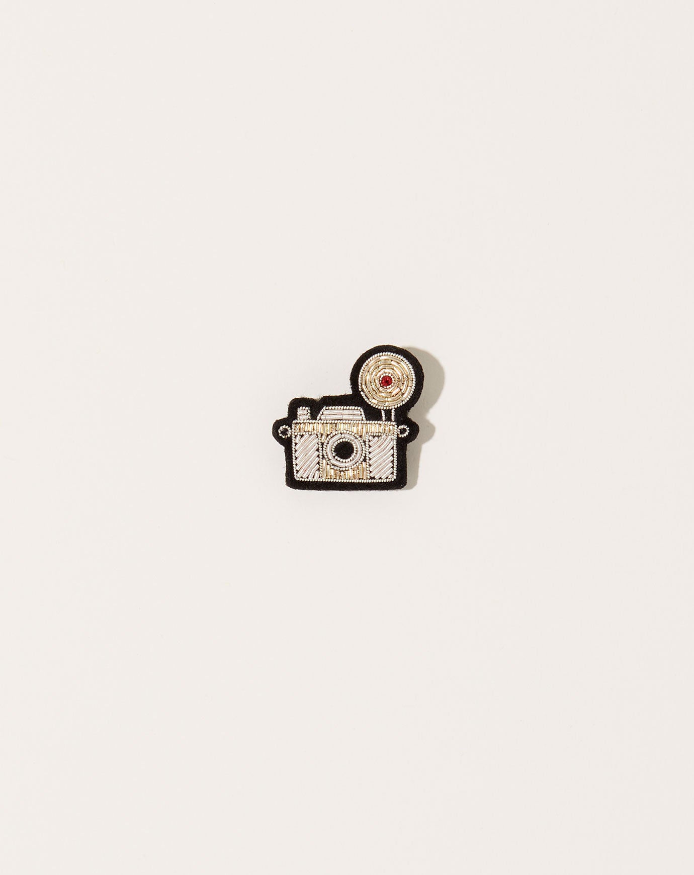 Macon Et Lesquoy Silver Camera Pin