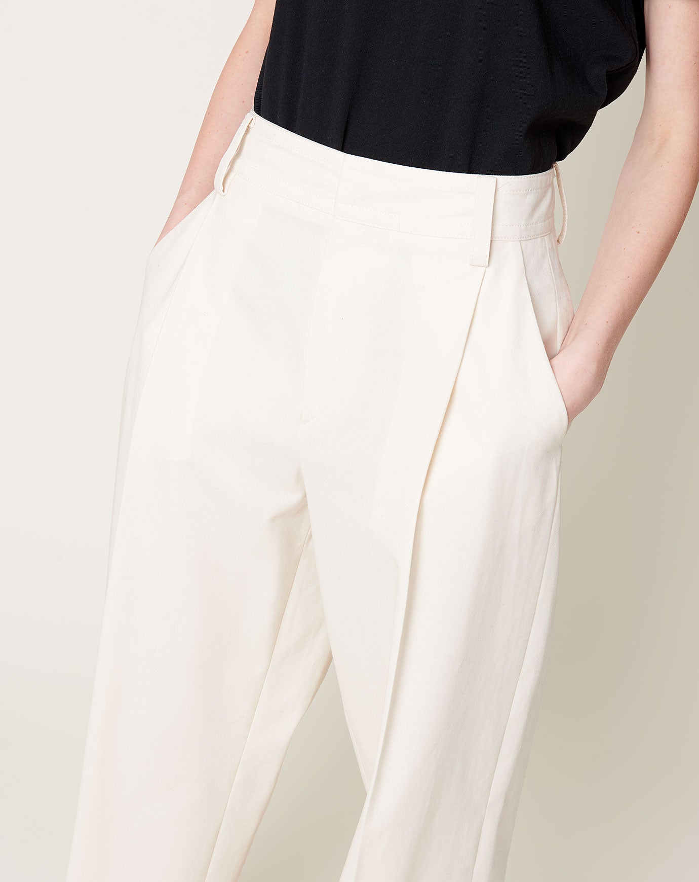 Maria McManus Mid Rise Pleat Front Pant in Ivory