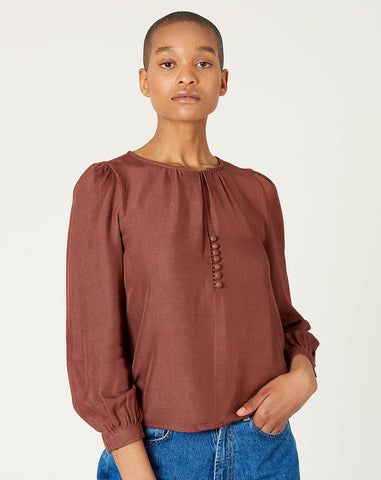 Almond Blouse in Clove