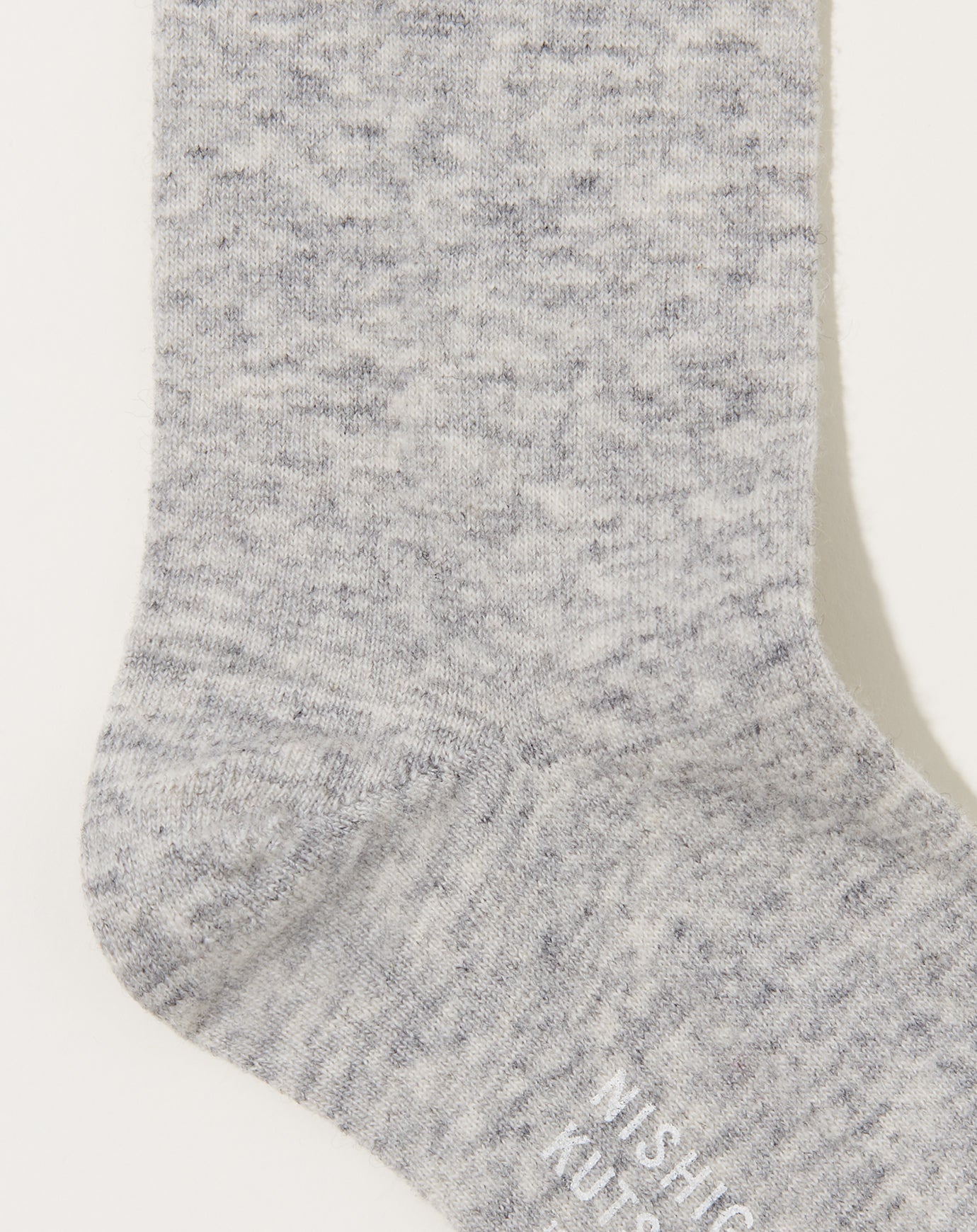 Nishiguchi Kutsushita Cashmere Wool Socks in Light Grey