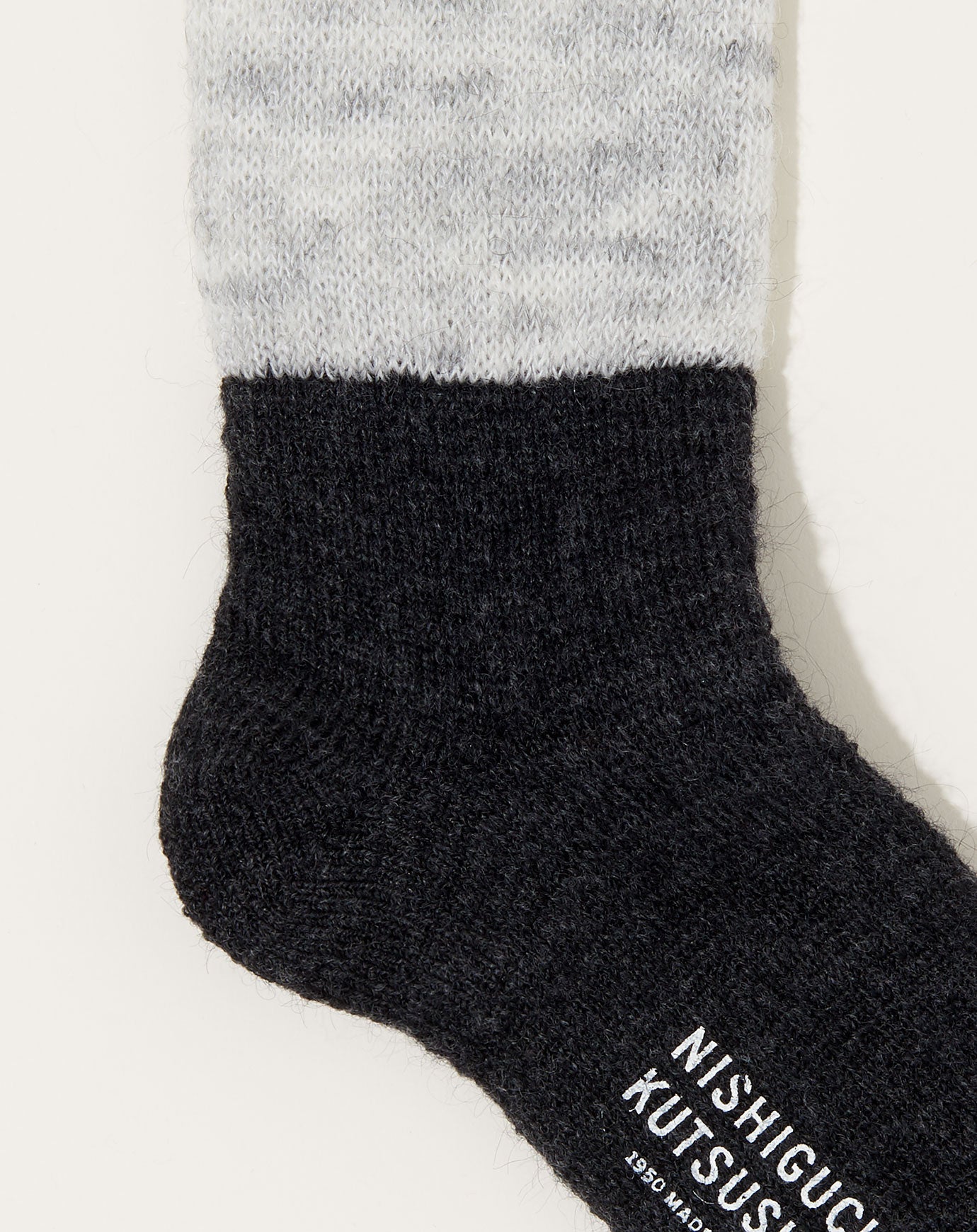 Nishiguchi Kutsushita Mohair Wool Pile Socks in Light Grey