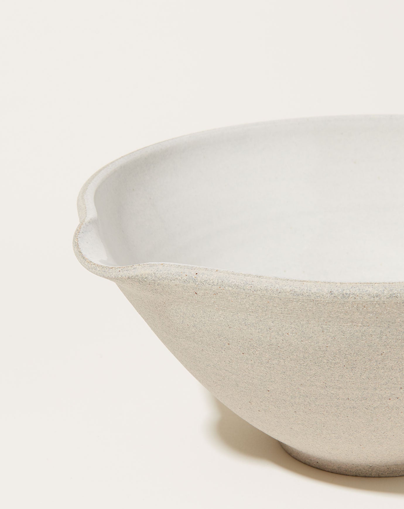 Sheldon Ceramics Vermont Pour Mixing Bowl