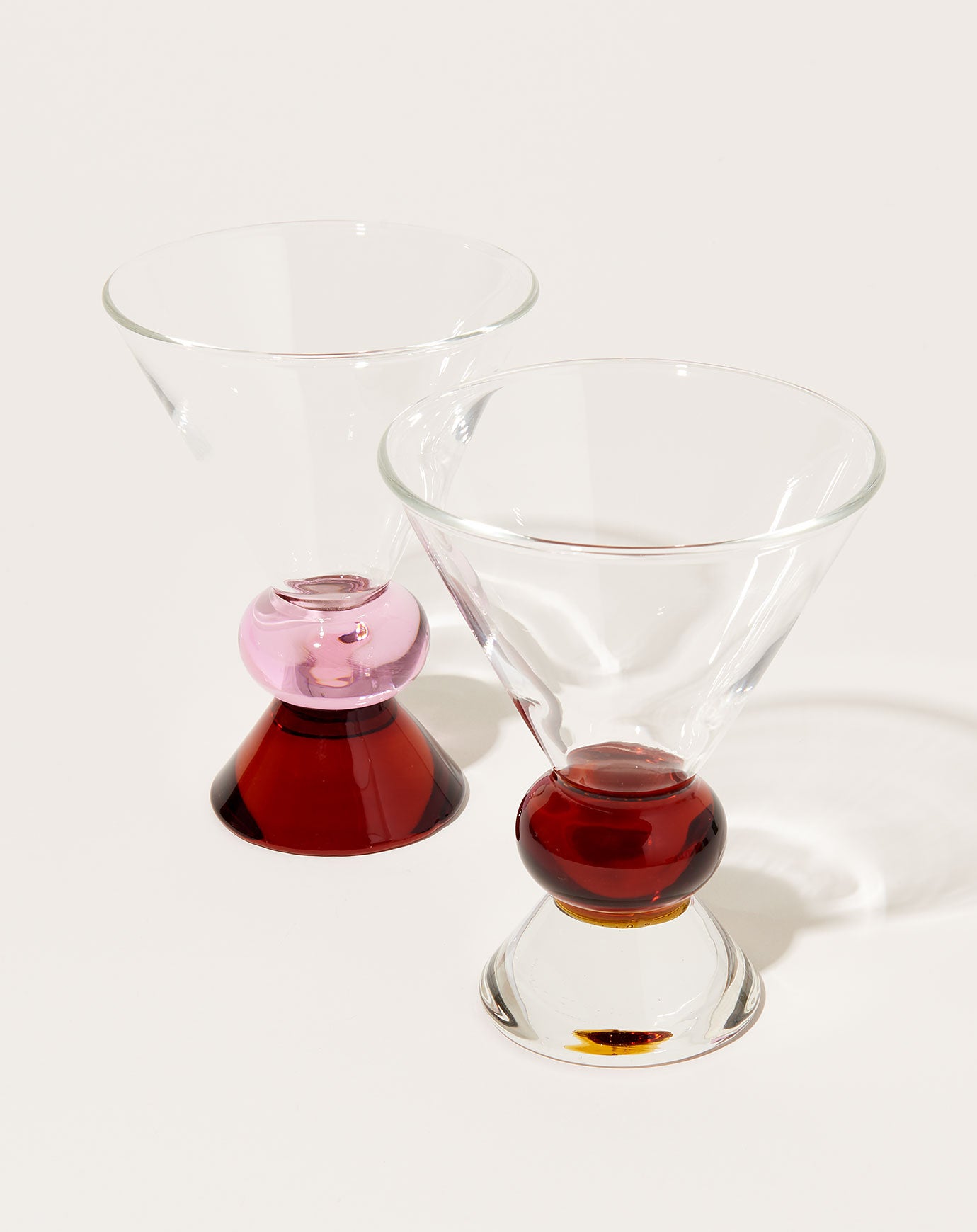 https://covetandlou.com/cdn/shop/products/sophie-lou-jacobsen-totem-glasses-set-2-provence_02.jpg?v=1675460780