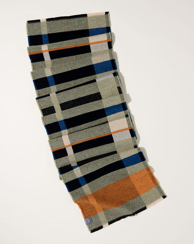 Stölzl Wrap in Orchard